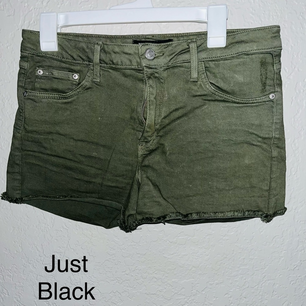 Brand Just Black, shorts , Forest  Green, excellent condition size 31